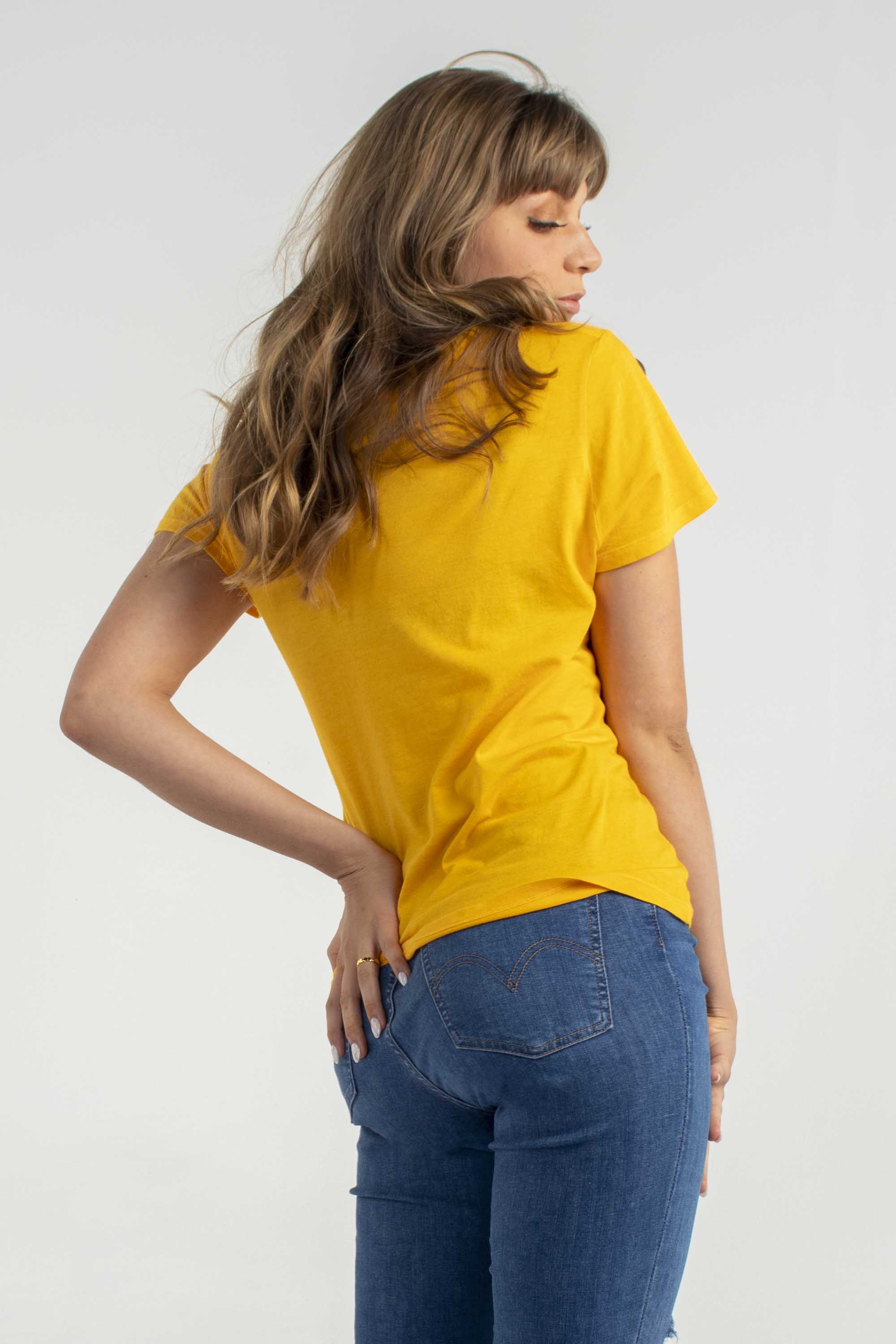 Lila V-Neck Tee