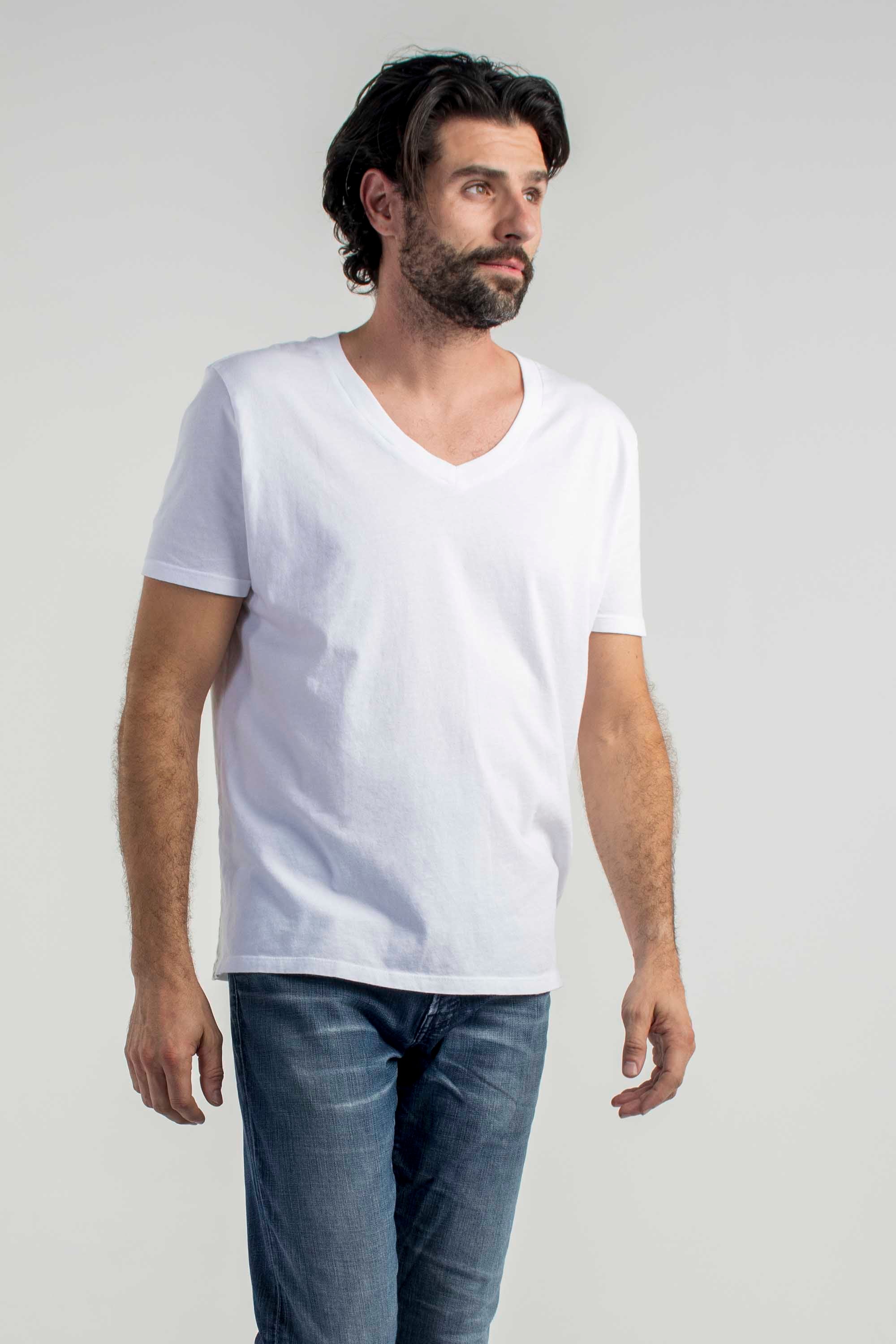 Roberto V-Neck Tee